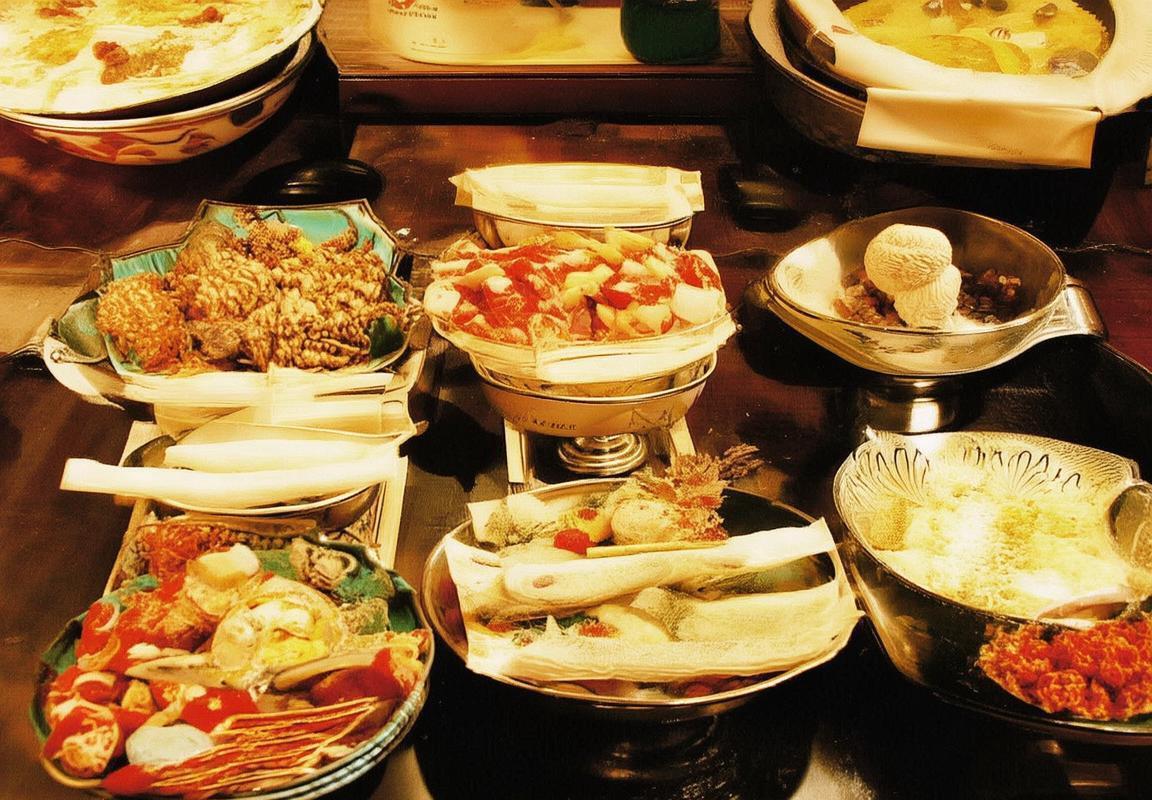 特雷·杨轰三双数据加冕老鹰队史三双纪录，引领亚特兰大老鹰东部崛起